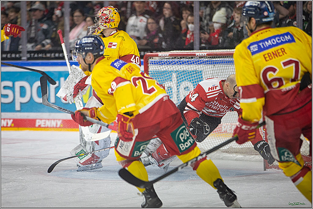 PENNY DEL; Koelner Haie- Duesseldorfer EG; Koeln, 16.12.2022